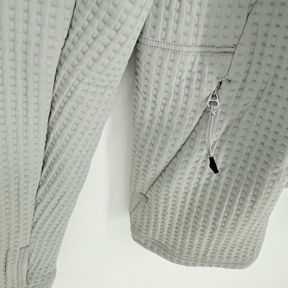 Lululemon Men's Waffle-Knit Half Zip In Silver Drop - Picture 9 of 11